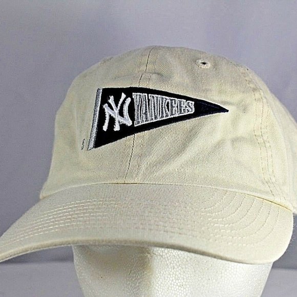 Twins Enterprise Other - New York Yankees Tan Baseball Cap Adjustable